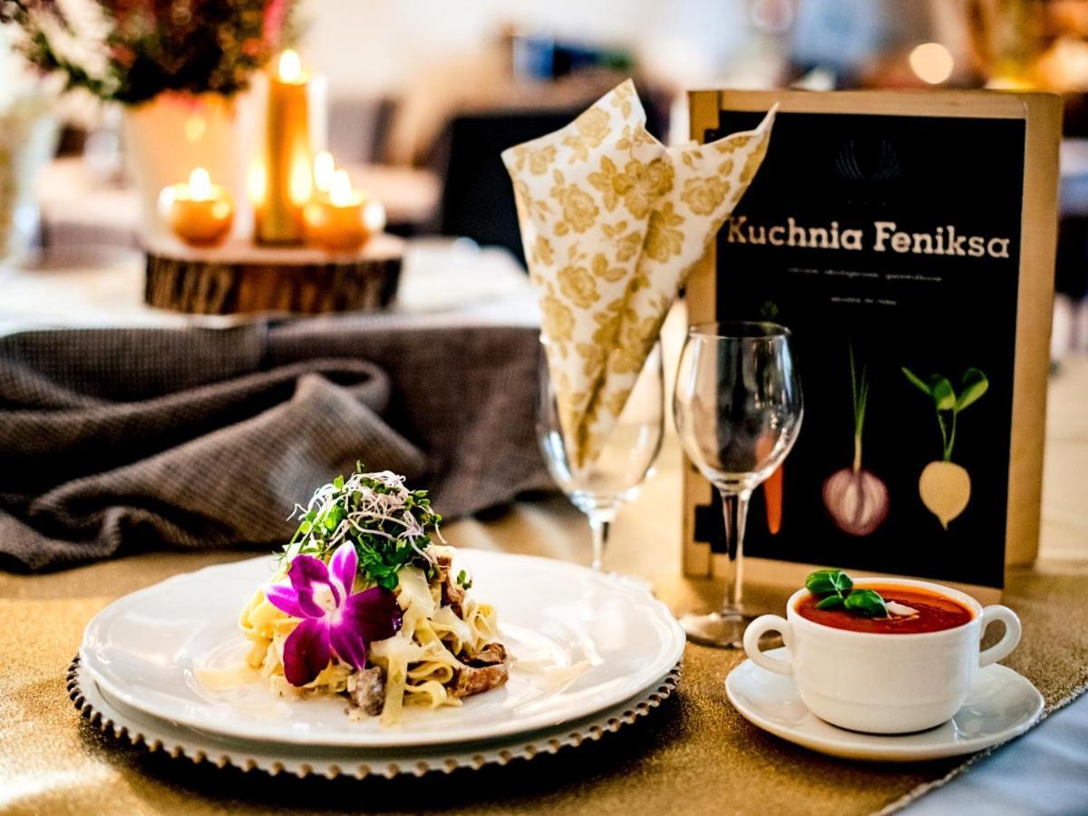 Hotel Feniks Gniezno Esterno foto