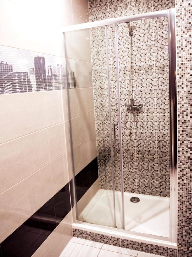 Hotel Feniks Gniezno Esterno foto